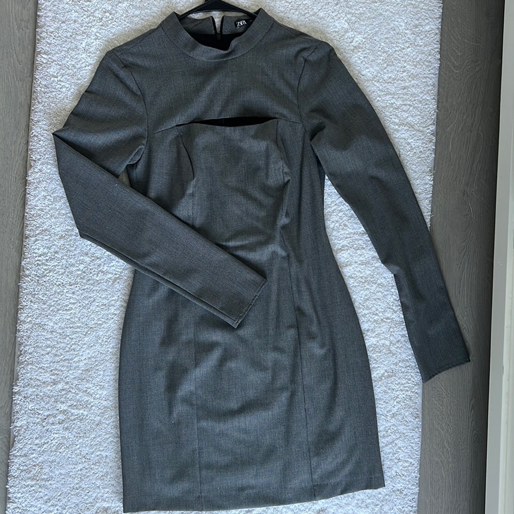 Zara dress suit, size S, new without tag.